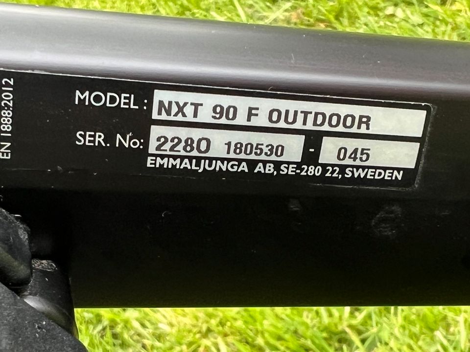 Top Emmaljunga NTX F 90 Outdoor Kinderwagen schwarz Maxi-Cosi in Blender