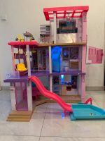 Barbie Traumvilla Dream House 3 stöckig in sehr gutem Zustand Nordrhein-Westfalen - Hilden Vorschau