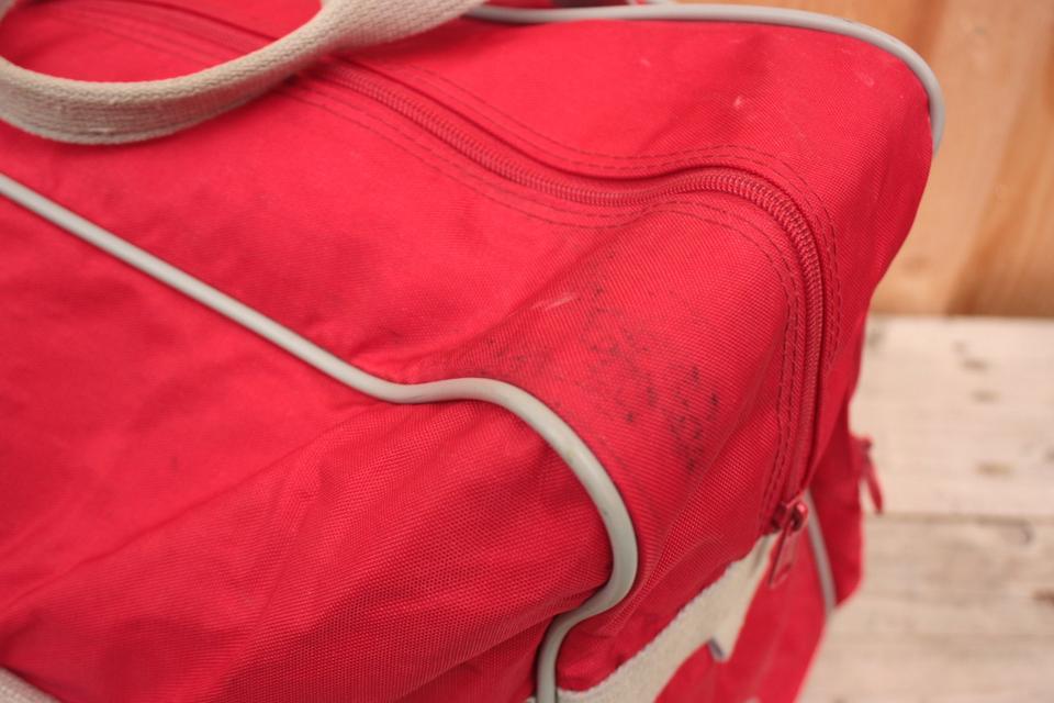 adidas rote Sporttasche, Tasche, 80er, 80s, 70er, 70s, rot in Benediktbeuern