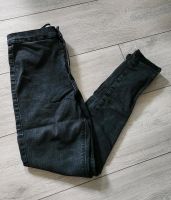 Schwarze Skinny Jeans High Waist Gr. S/36 von Pull & Bear Berlin - Lichtenberg Vorschau
