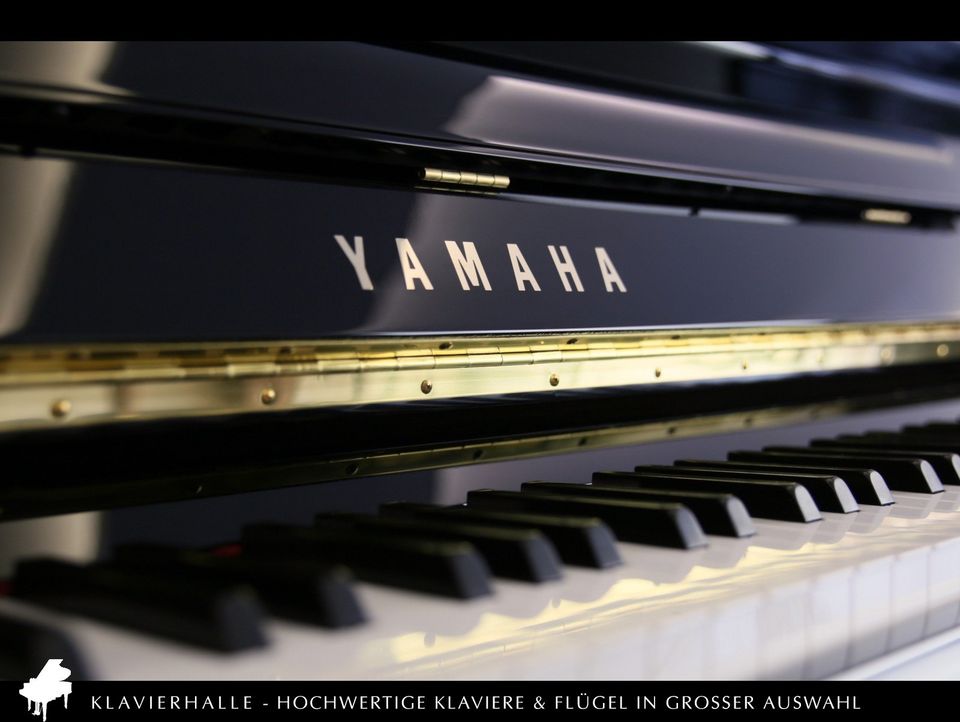 Yamaha Klavier, P-121, schwarz poliert ★ Bj.2004, Top-Zustand in Altenberge