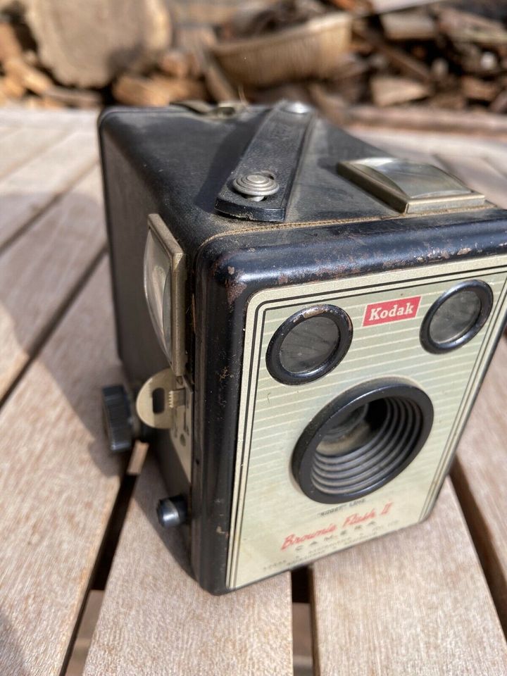 Fotobox Kodak Brownie Flash II in Nordrhein-Westfalen - Bocholt | eBay  Kleinanzeigen ist jetzt Kleinanzeigen