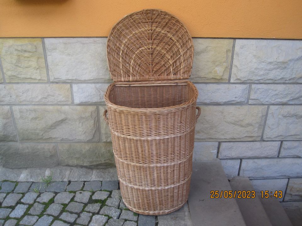 geflochtener Weidenkorb in Pirna