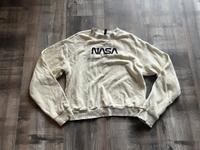 H&M Pullover Gr XS  gelb  Mit NASA Aufdruck Niedersachsen - Gronau (Leine) Vorschau