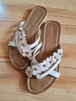 Damen Zehensteg Sandalen Gr.39, Creme/Weiß,Neuwertig Saarland - Wadern Vorschau