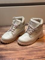 Winterboots - Bench - weiß - Größe 31 Berlin - Neukölln Vorschau
