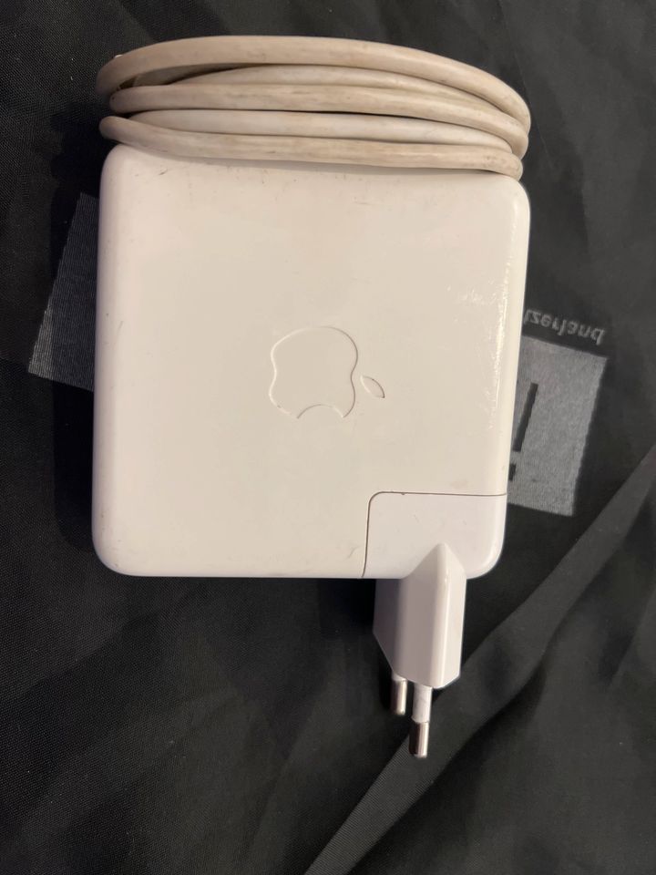 Apple MagSafe 85W Power Adapter A1290 MacBook Pro Air Ladegerät in Kiel