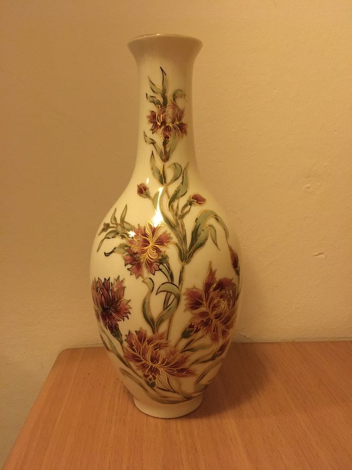 Porzellan Vase Zsolnay Hungary in Hamburg