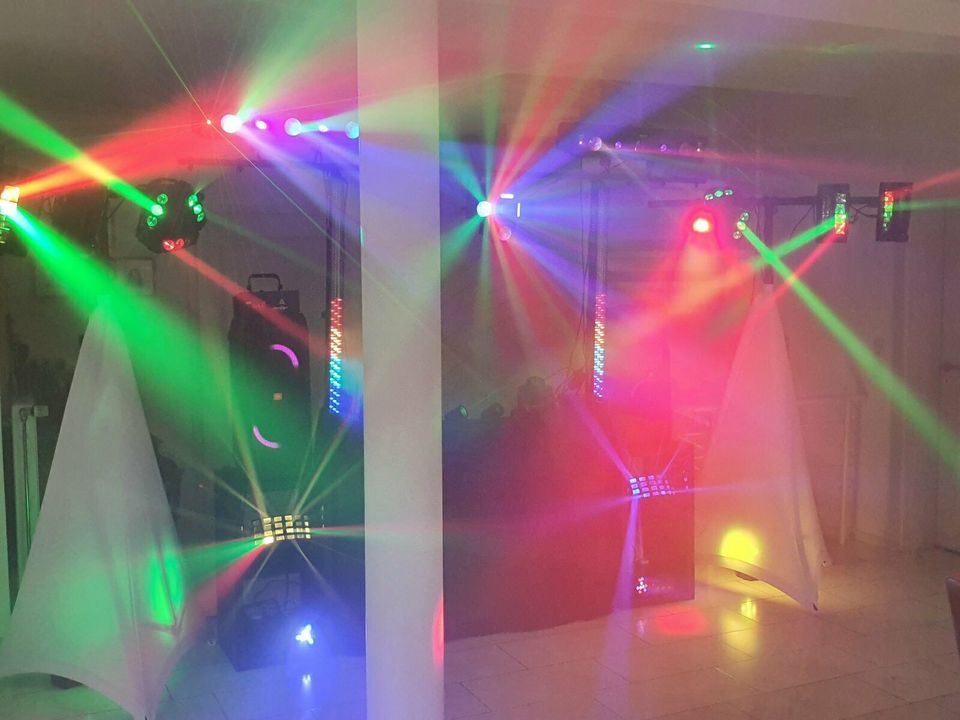 Schwarzlicht UV Neon 80er 90er Party Geburtstag DJ Mieten in Kirchheim