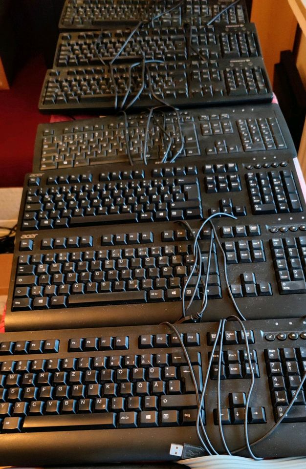 Tastatur von Acer und Cherry mit Kabel, Computer in Bottrop