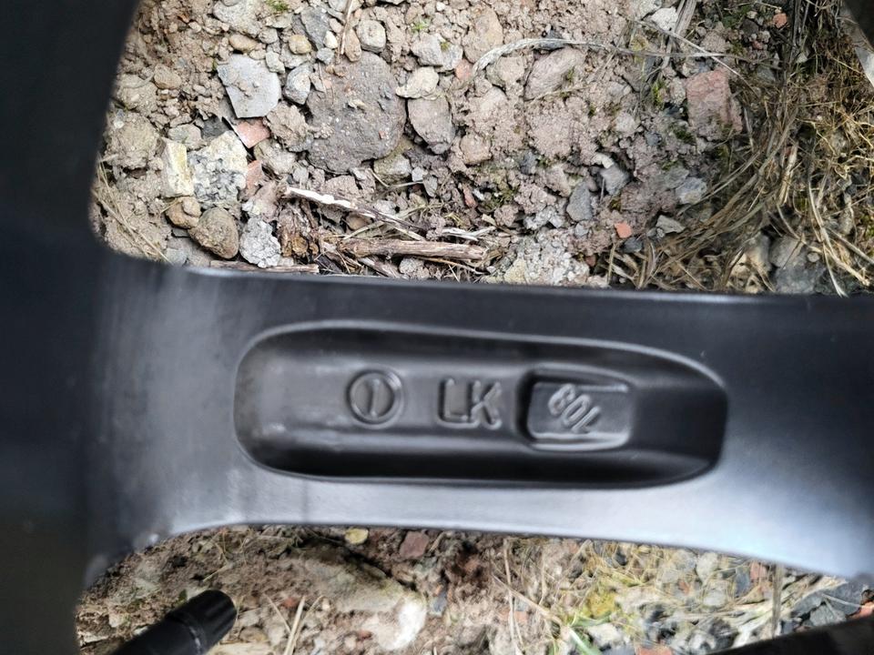 Alufelgen CMS C27 - 8.0x18" - LK 5/108 - u.a. für Ford Focus in Rosbach (v d Höhe)