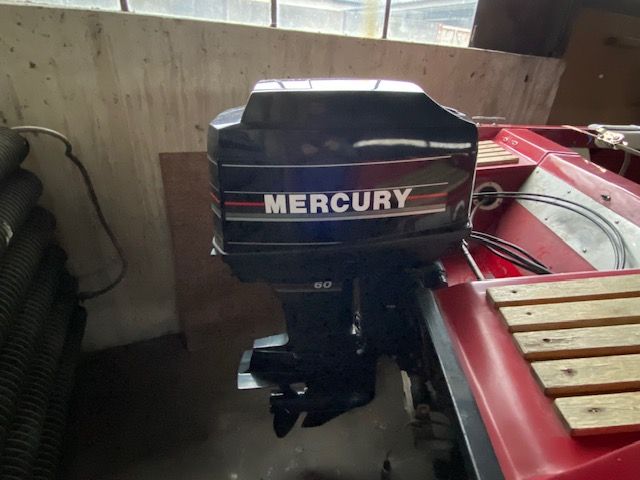 Motorboot mit Mercury 60 PS, GFK incl. Trailer in Breddin