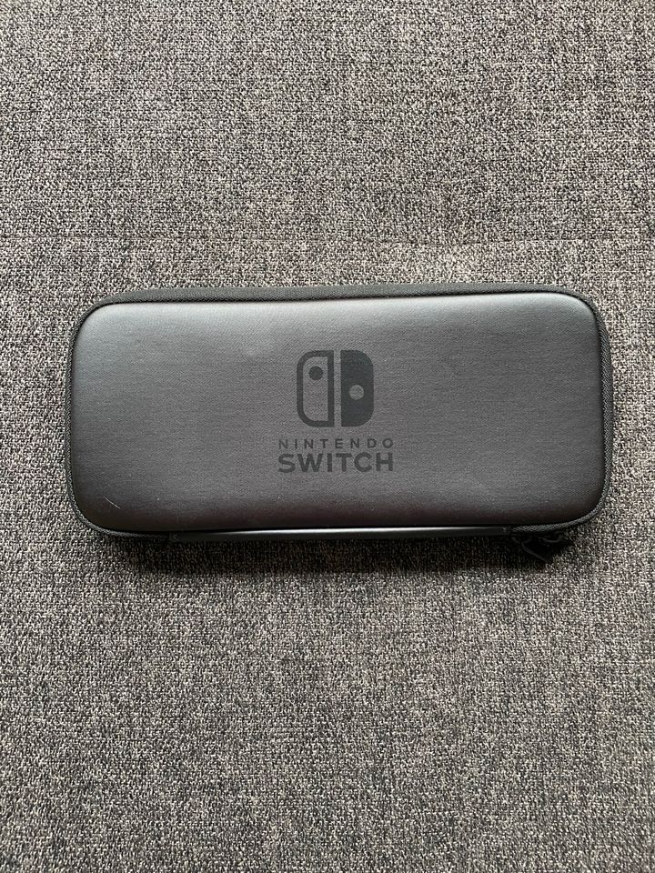 NINTENDO SWITCH Original Tasche/Hülle in Beelen