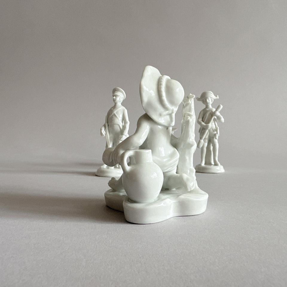 Volkstedt Porzellanfiguren 4er-Set – Klassische Sammlerstück in Backnang
