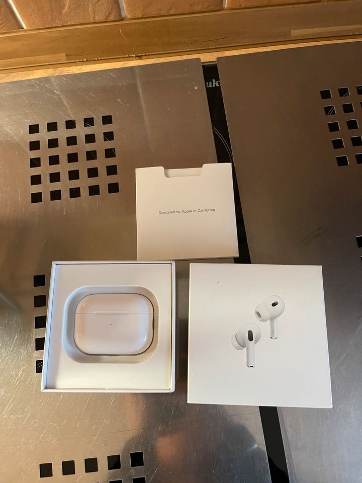 AirPods Pro 2 in Halle