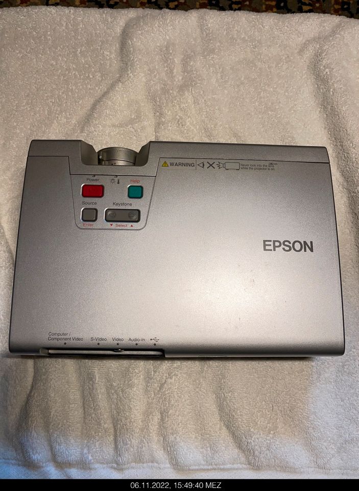 Epson Projektor EMP-720 in Gifhorn