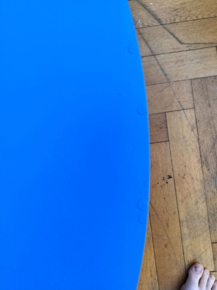 Couchtisch / Sofa Tisch blau lackiert in Berlin
