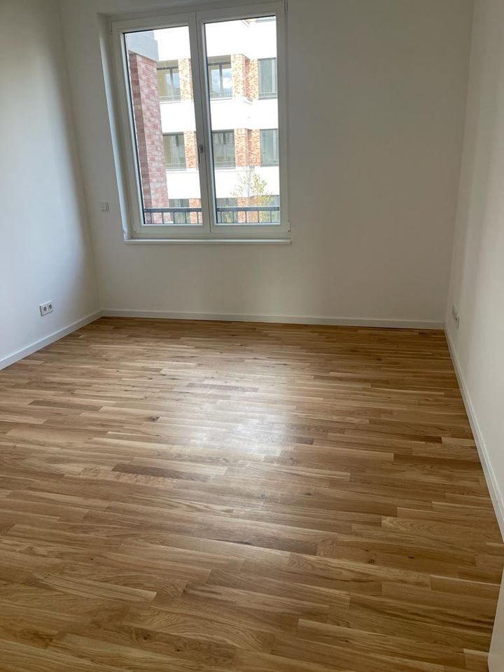 Helle 3 Zimmer Neubauwohnung mit 2 Bädern Erstbezug WG geeignet. in Potsdam