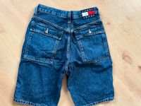 Tommy Hilfiger Jeans,Shorts, Baggy, kurze Hose, Gr.28 Nordrhein-Westfalen - Büren Vorschau