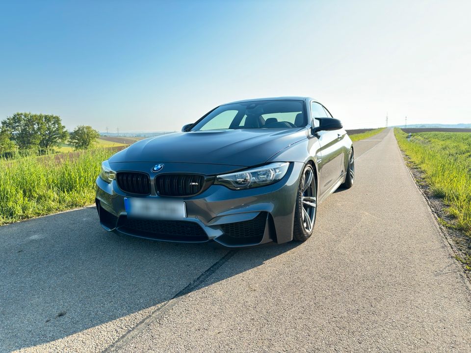 BMW M4 LCI ohne OPF / KW V3 Clubsport in Regensburg
