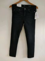 Stretchjeans Italien 7forallmankind Gr.26 Nordrhein-Westfalen - Wenden Vorschau