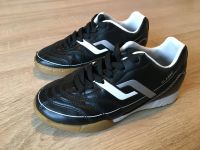 Turnschuhe Kinder Sportschuhe schwarz/weiß Größe 29 Schwerin - Friedrichsthal Vorschau