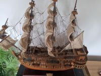 Antike Holzboot San Felipe 1690 Frankfurt am Main - Ginnheim Vorschau