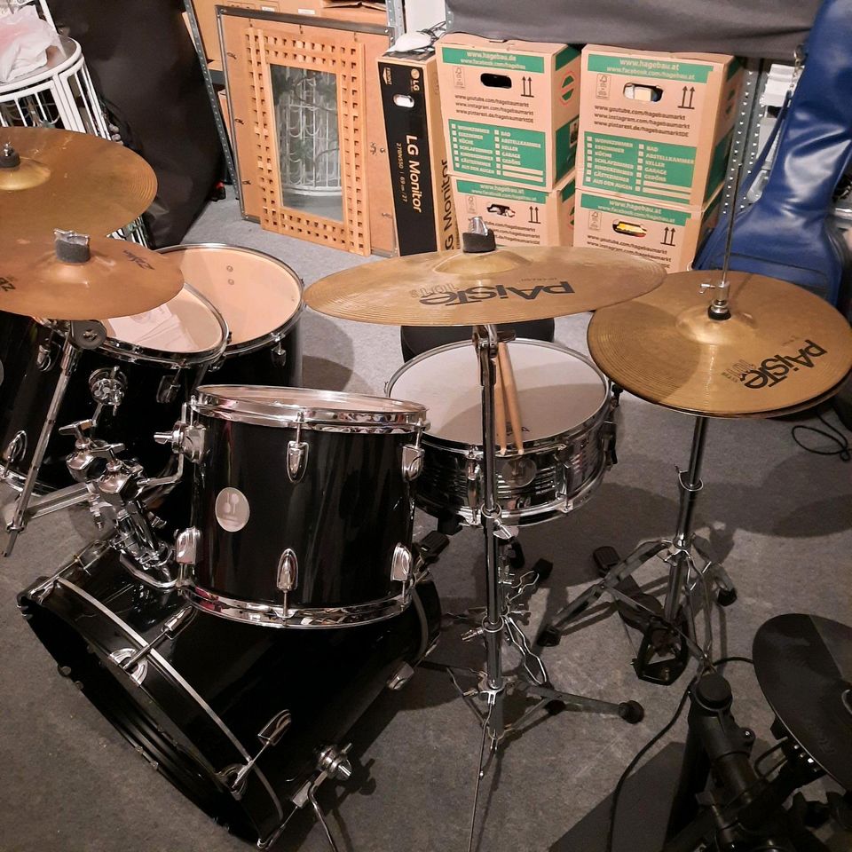 Schlagzeug- Sonor Force 505 Drumset in Overath