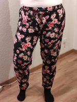 Lässige bequeme Stoffhose, Schwarz/Blumenmuster, Größe 46 Dortmund - Wambel Vorschau