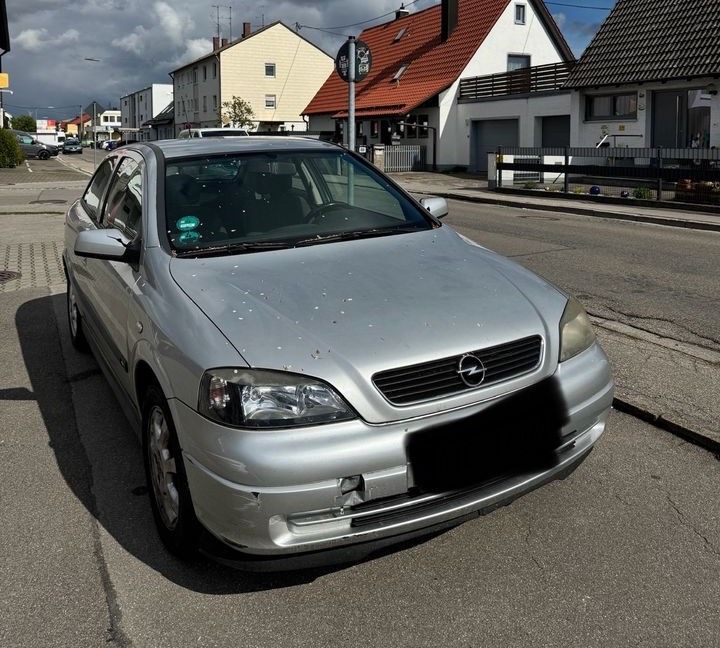 Opel Astra in Kissing