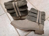 Boots in taupe/beige von bpc, Größe 42 !NEU! Bayern - Tuntenhausen Vorschau