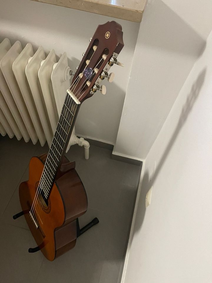 Gitarre in gutem Zustand in Bietigheim-Bissingen