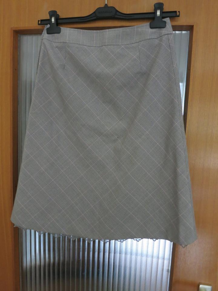 Rock kariert beige rosa mit Spitze knielang Gr. 34 von H&M in Roxel