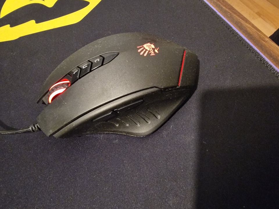 funktionsfähige Gaming Maus in Germering