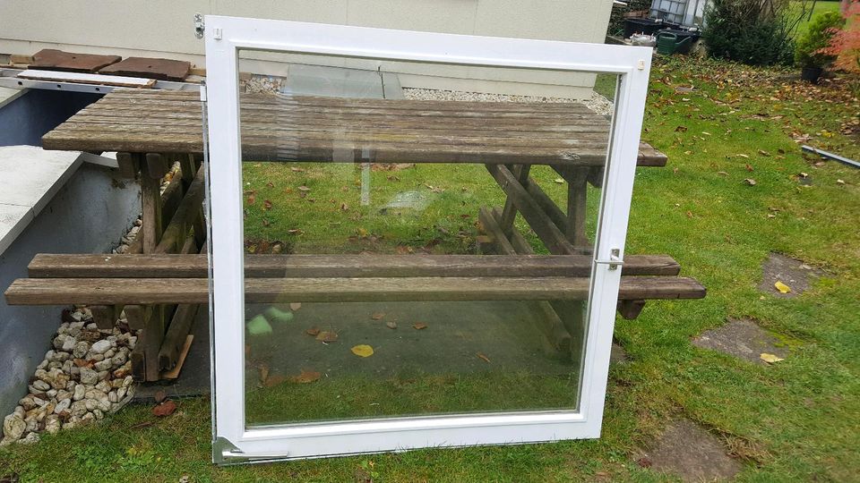 Holzfenster zu verschenken in Beselich