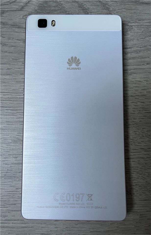 Huawei P8 Lite in Salmtal