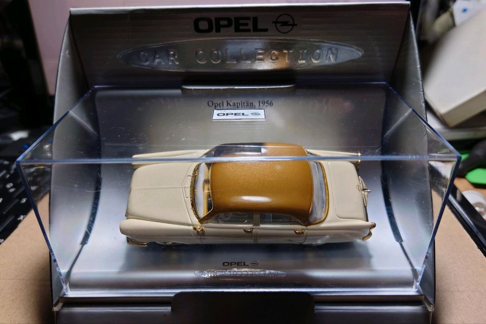 Opel Kapitän 1956 Schuco für Opel Car Collection 1:43 Créme/gold in Teltow