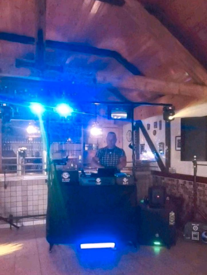 Mobiler DJ für Hochzeit, Geburtstag, Event in Duisburg