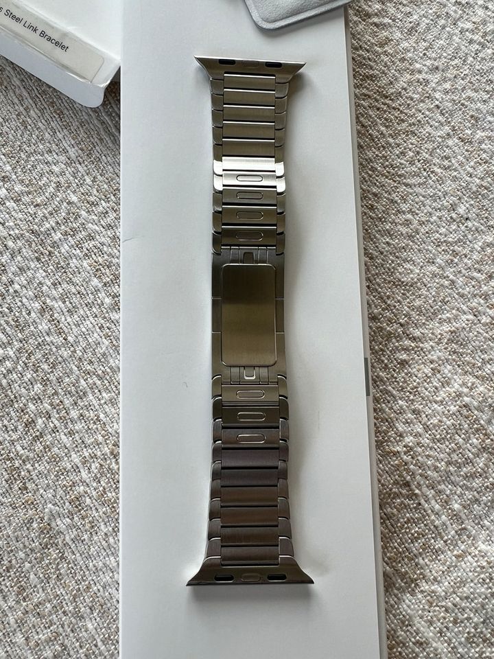 Original Apple Link Bracelet Edelstahl Armband Apple Watch in Uplengen