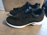 Orthopädische Turnschuhe Damen Gr.39 schwarz Niedersachsen - Emden Vorschau