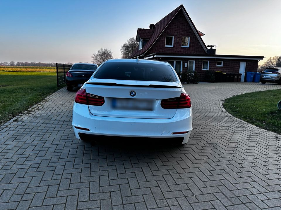 BMW 320i polnische Kennzeichen in Oldenburg