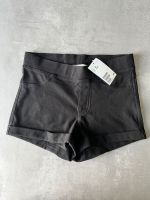 Jeans Shorts H&M Gr. 158 NEU Sachsen-Anhalt - Lützen Vorschau