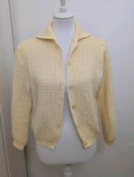 gelbe Strickjacke mit Knöpfen Thüringen - Sondershausen Vorschau