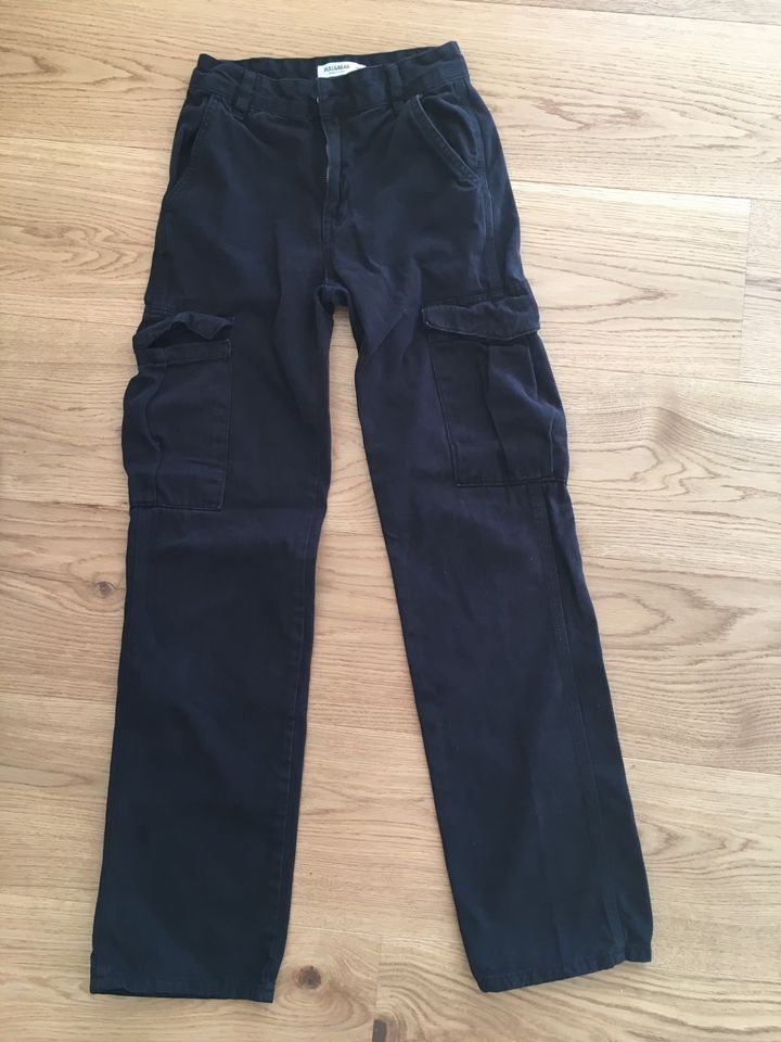 Cargohose schwarz von Pull & bear 32 in Mainz