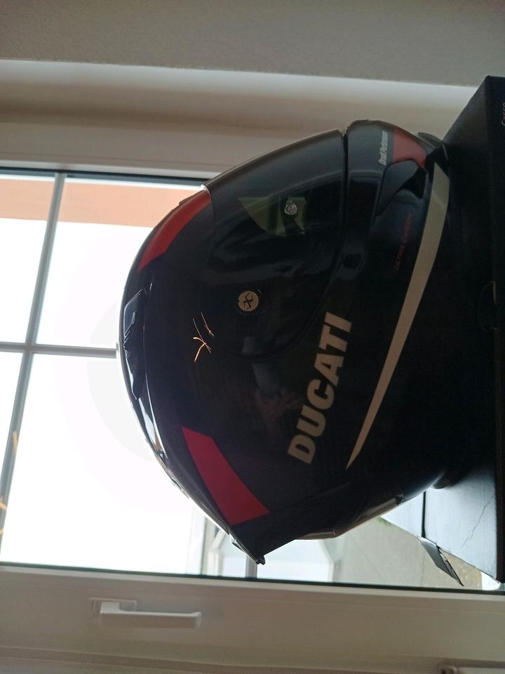 X303 Ultra Carbon Gr. L Motorradhelm in Delitzsch