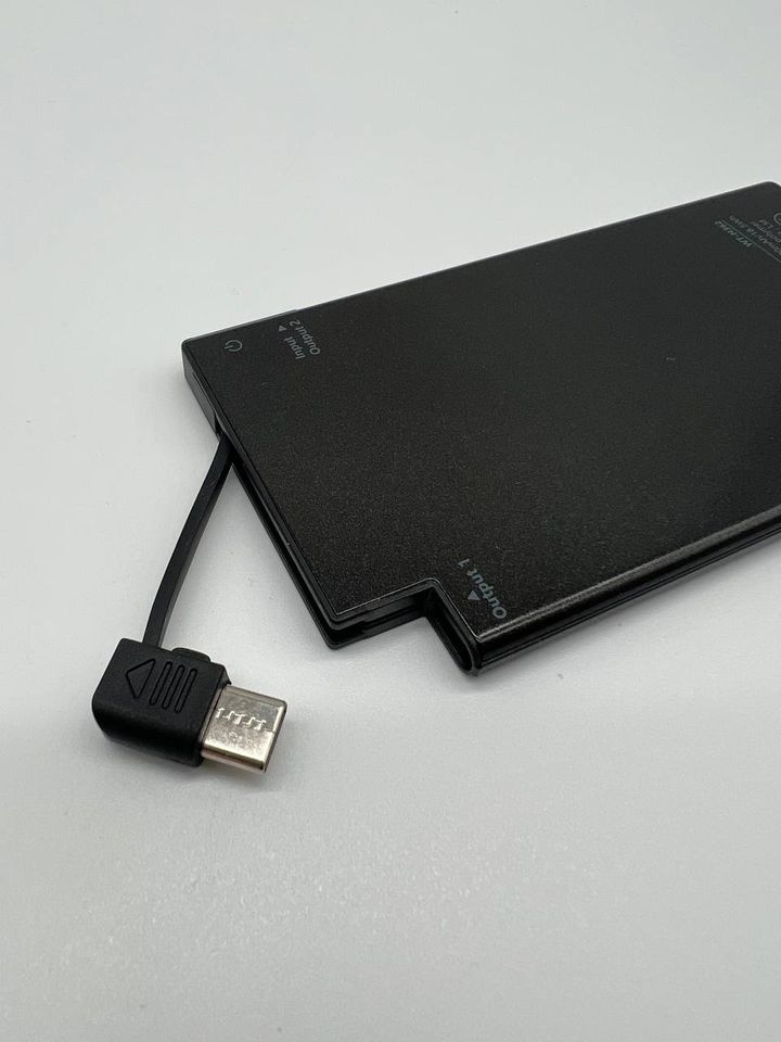 Auskang Powerbank USB C 5000mAh mit Kabel tragbares Ladegerät in Michelstadt