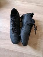 Fussballschuhe Fila schwarz, Größe 45 Sachsen - Arnsdorf Vorschau