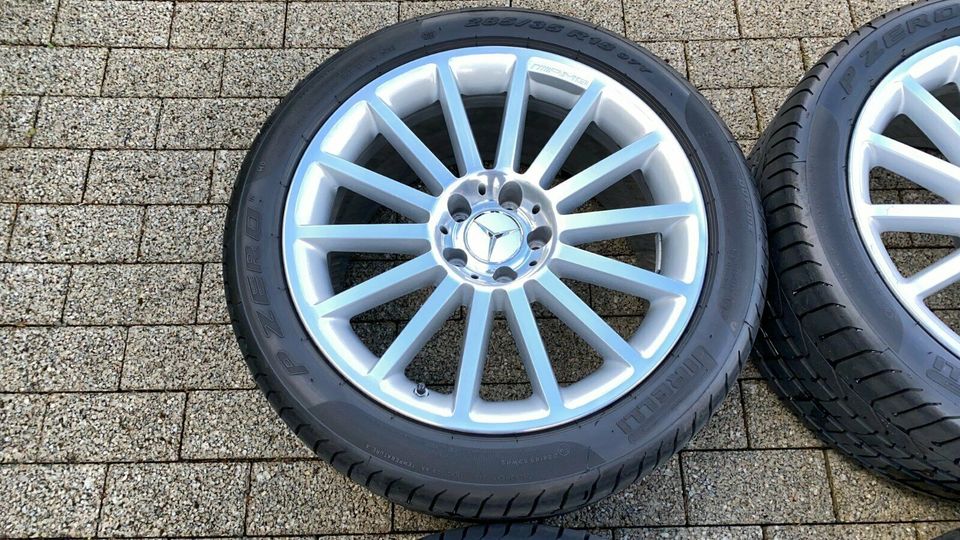 Mercedes AMG 18 Zoll Alufelgen mit Pirelli PZERO SoRe & RDKS in Baunatal