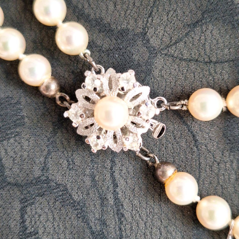 Perlenkette & Armband mit Steck Verschluss in Bad Schwartau
