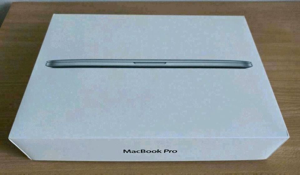 Apple MacBook Pro 13" Retina late 2013 in OVP in Rastede